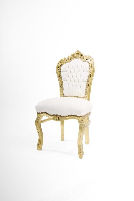 Chaise blanche sans accoudoirs
